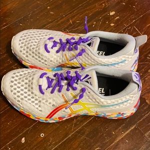 ASICS GEL-NOOSA TRI 12